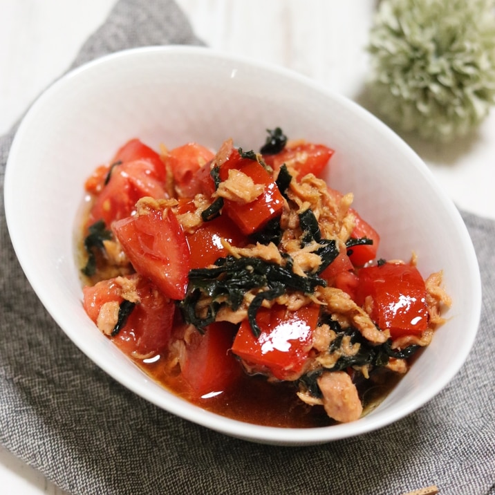 【一分レシピ】トマトとわかめの和風サラダ。